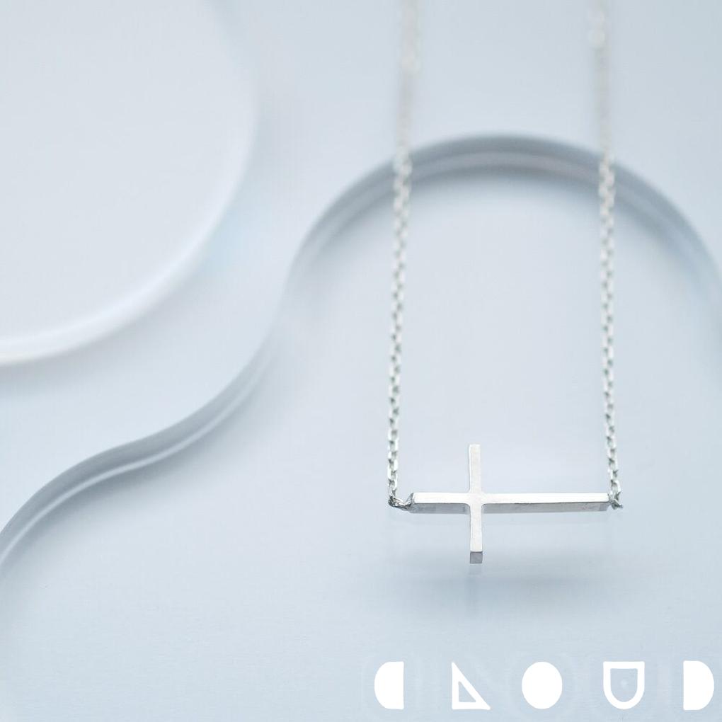 Cloud Jewelry サイドクロス 十字架 ネックレス シルバー925 クラウドジュエリー クロスネックレス サイドクロス 細身 ネックレス クロス クール クロスモチーフ シャープ エッジ おすすめ シルバー925 シンプル サイド シルバー ジュエリー チェーン 重ね付け