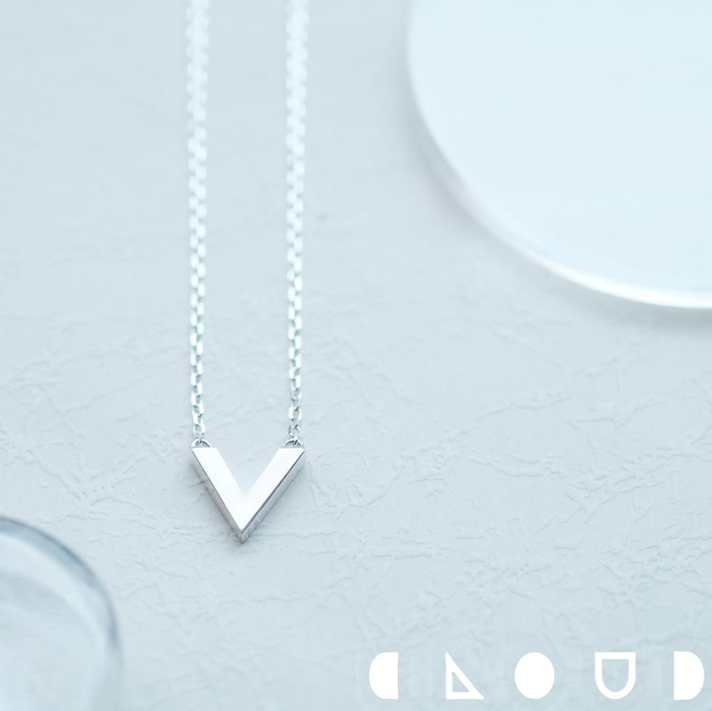 Cloud Jewelry V 三角 両吊 ネックレス シルバー925 クラウドジュエリー シャープ チェーン 鏡面仕上げ セント シルバー925 アクセント シルバー 存在感 シンプル ジュエリー ネックレス