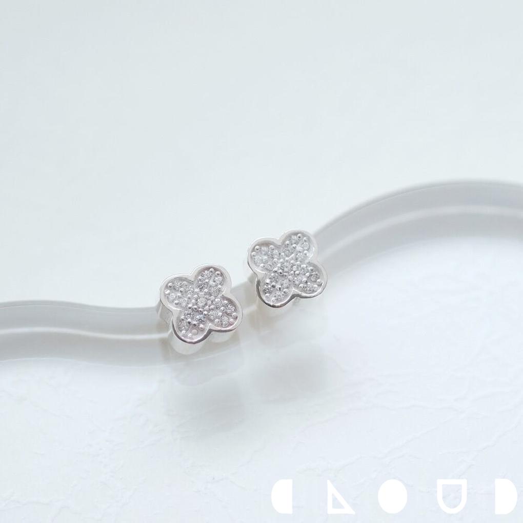 Cloud Jewelry Stone クローバー ピアス イヤリング シルバー925 クラウドジュエリー イヤリング 華やか シンプル ジュエリー リング ジルコニア スタッド クローバー シルバー 華奢 クロー ポストタイプ 小ぶり スタッドピアス 小粒 シルエット ピアス 金具 シルバー925