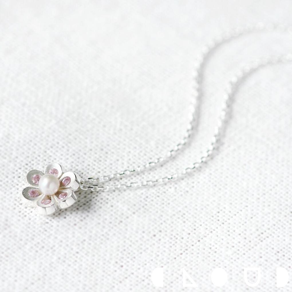 Cloud Jewelry Pink 花＆真珠 ネックレス シルバー925 クラウドジュエリー 華やか シルバー 淡水 真珠 フラワー 花びら チェーン シルエット ネックレス シルバー925 ジュエリー ジルコニア シンプル デコルテ 淡水真珠 ピンク