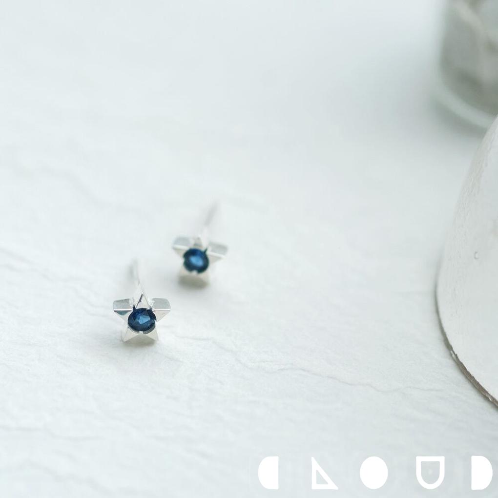 Cloud Jewelry サファイア 極小 星 ピアス イヤリング シルバー925 クラウドジュエリー 小粒 ジュエリー シンプル サファイア ポストタイプ ランス リング ピアス ファイア 金具 イヤリング アクセント スタッドピアス 合成サファイア セント シルバー925 一粒