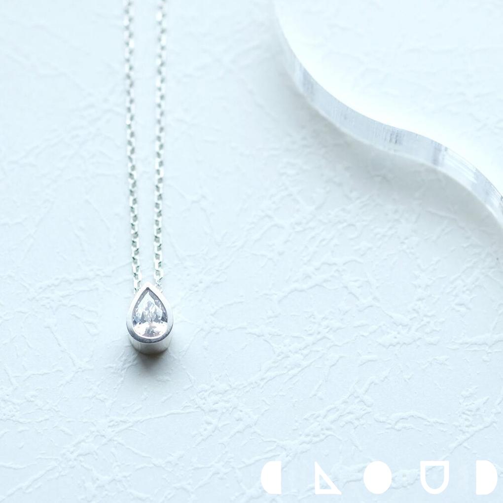 Cloud Jewelry White しずく ネックレス シルバー925 クラウドジュエリー シリーズ シャープ 存在感 ネックレス チェーン ホワイト マリン シンプル ジュエリー ドロップ シルエット ピアス アクア しずく インド ドロップ型 ジルコニア シルバー さりげない シルバー925