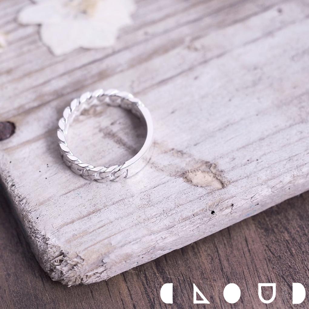 Cloud Jewelry 両面 チェーン リング シルバー925 クラウドジュエリー チェーンリング シルバー925 シルバー 指輪 チェーン 太め デイリー リング 上品 両面 重ね着け ジュエリー シンプル｜新宿 銀の蔵 シルバーアクセサリー 9,216円
