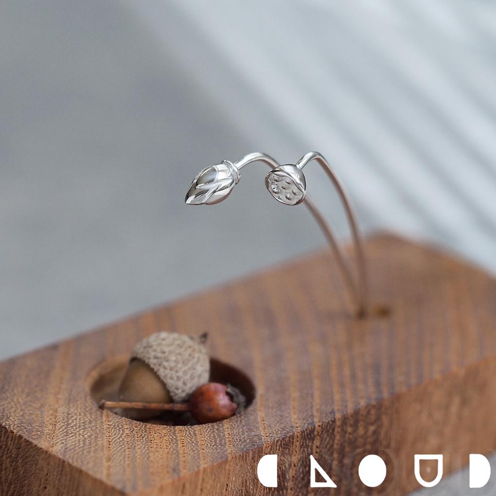 Cloud Jewelry ハスの花＆実 フック ピアス シルバー925 クラウドジュエリー ボリューム 立体感 ハスの花 美しい ブック ボリューム感 小ぶり ブック型 シルバー ジュエリー フックピアス シルバー925 ピアス 立体