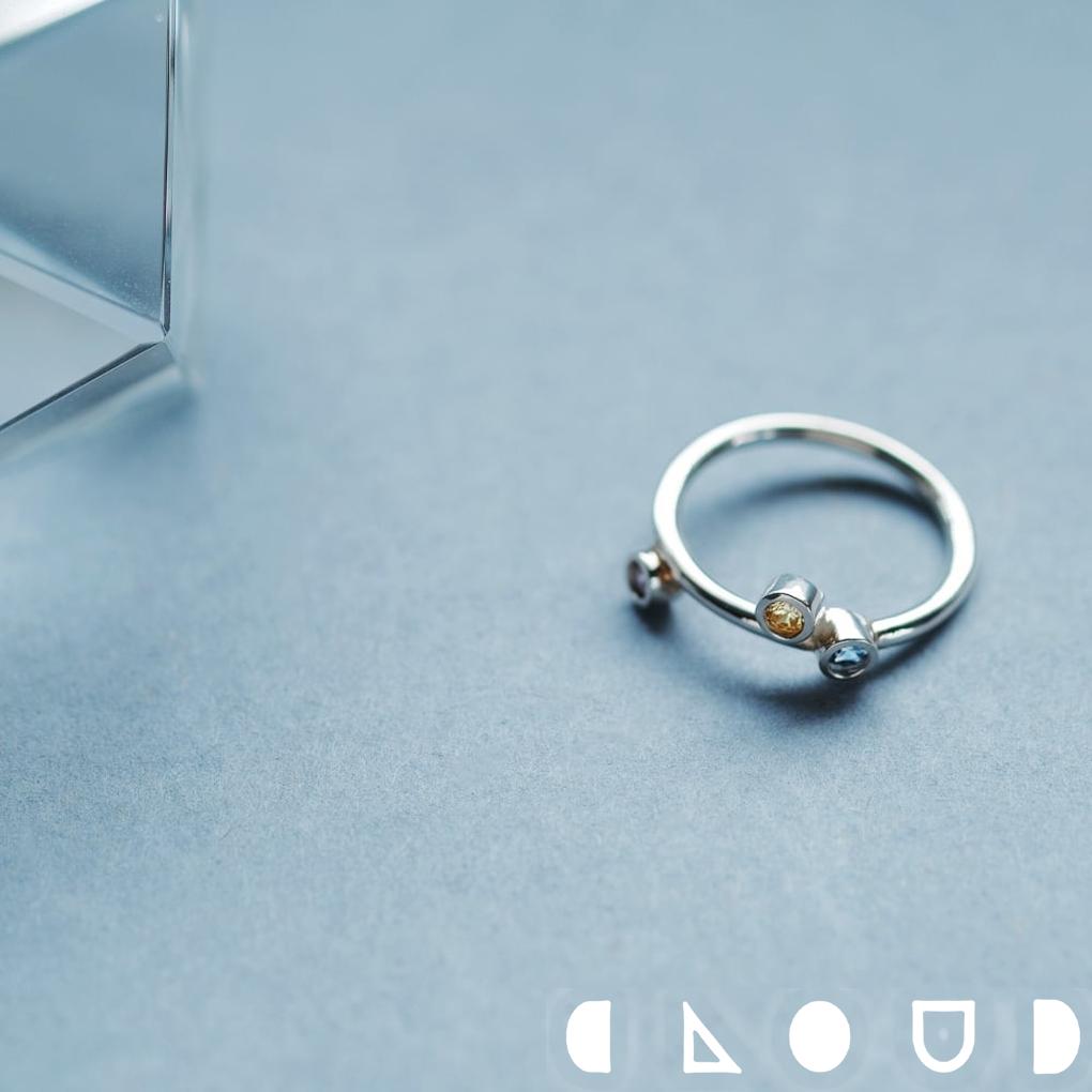Cloud Jewelry ランダム ドット リング シルバー925 クラウドジュエリー アクアマリン リング ドット ジルコニア 鏡面仕上げ ランダム 存在感 心地 ジュエリー 内甲丸 シルバー 小粒 個性的 シルバー925 なめらか アクア ドットデザイン さりげない ユニーク 甲丸 マリン