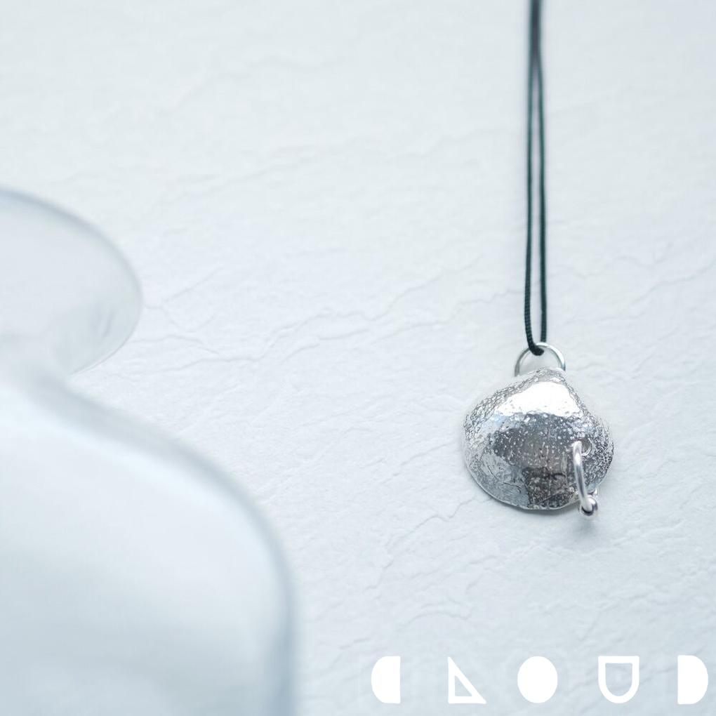 Cloud Jewelry 2way 貝殻 コード ネックレス シルバー925 クラウドジュエリー 立体 ジュエリー 立体的 シルバー925 シルバー クール ネックレス 希望 リング 洗練 コード 気軽 小ぶり 取り外し シルバー925製 貝殻 コントラスト ブラックカラー ブラック
