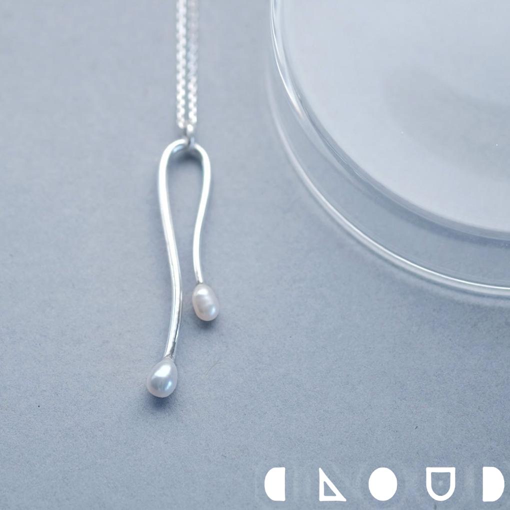 Cloud Jewelry ダブル パール フック ネックレス シルバー925 クラウドジュエリー チェーン 存在感 オーバル 淡水 シルバー ランス パール パールネックレス 淡水パール オーバル型 ジュエリー ペンダント シルバー925 セント ネックレス アクセント シンプル さりげない