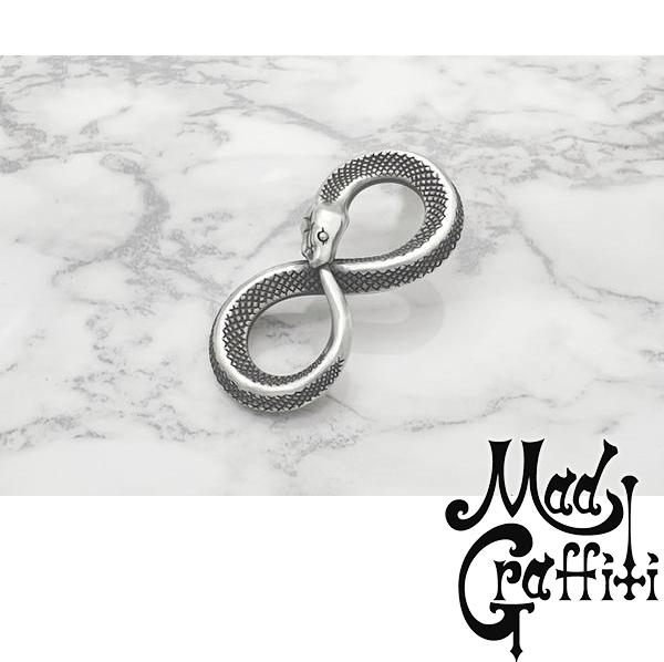 Mad Graffiti マッドグラフィティ イモータル L ペンダント ネックレス シルバーアクセサリー シルバー925 ペンダントヘッド チャーム ハード ゴシック メンズ 男性 彼氏 記念日 誕生日 プレゼント ブランド|新宿 銀の蔵 シルバーアクセサリー