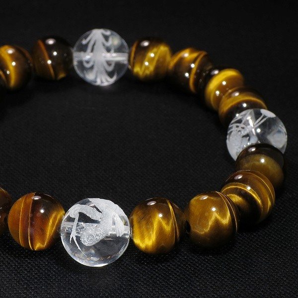 Shinjuku Gin No Kura Feng Shui 4 Beast Hand Carved Quartz 12 Mm Feng Shui 4 Beast Hand Carved Quartz 12 Mm Jade Tiger Eye Bracelet