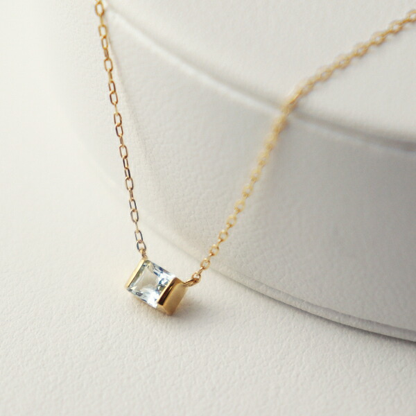 K18 アクアマリン スクエア ゴールド ネックレス 一粒 天然石 誕生石 3月 18金 18k かわいい きれい 上品 普段使い 色石 カラーストーン アクセサリー ペンダント レディース 女性 ギフト 記念日 誕生日 プレゼント おしゃれ 彼女