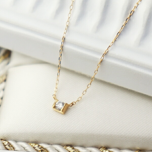 K18 ダイヤモンド ゴールド ネックレス 一粒 天然 誕生石 4月 18金 18k ダイヤモンドネックレス スクエア 四角形 かわいい きれい 上品 普段使い 華奢 小さめ アクセサリー ペンダント レディース 女性 ギフト 記念日 誕生日 プレゼント おしゃれ 彼女
