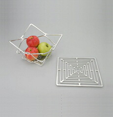 【メールマガジン希望ご選択で5%OFF!】 能作　KAGO スクエア　L　50140｜京都の和食器・陶器専門店　銀葉