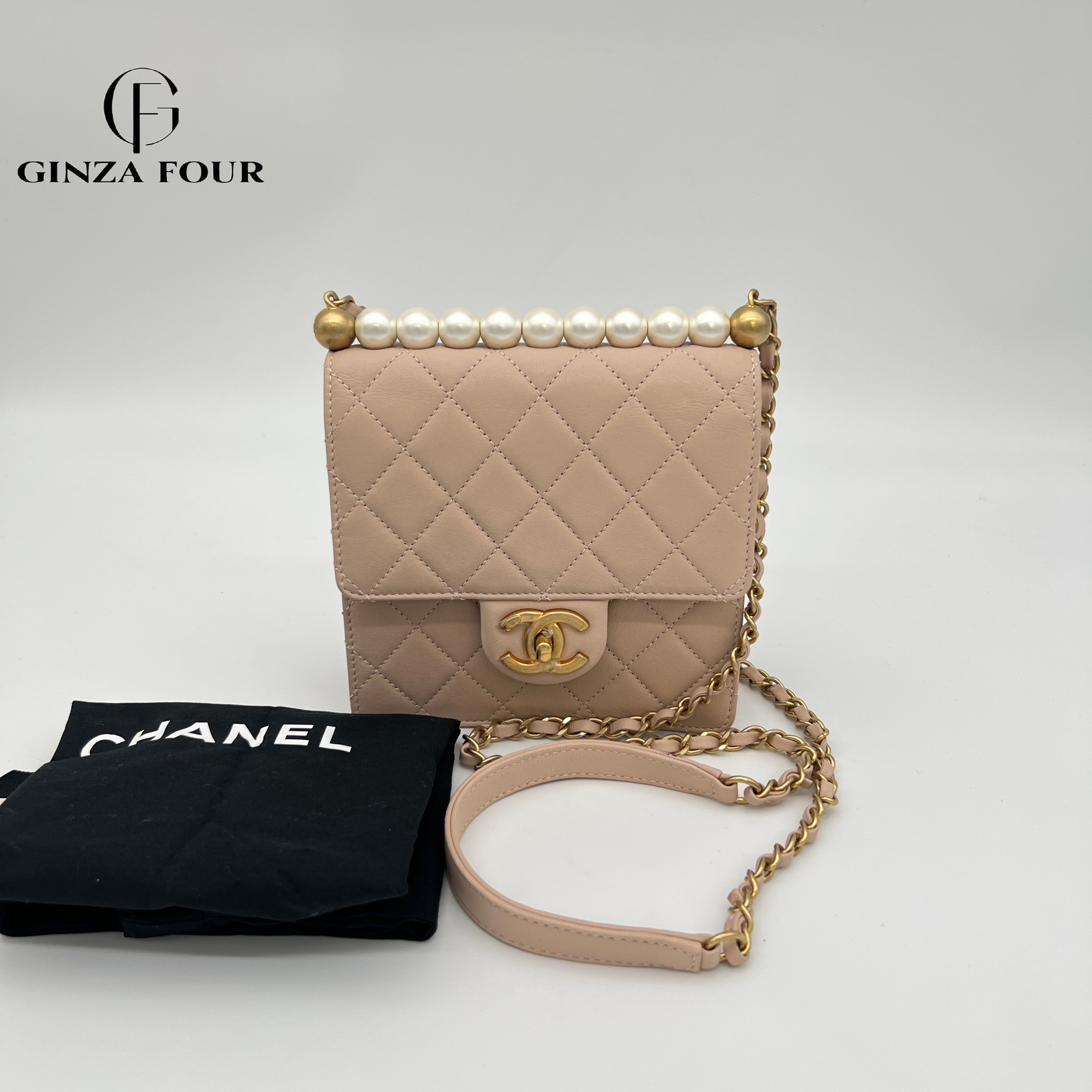 【中古】【送料無料】CHANEL シャネル ココマーク ミニマトラッセ イミテーションパール チェーン ショルダーバッグ レザー ベージュ G付き 27番台(2019年頃)AS0584|GINZA FOUR VINTAGE
