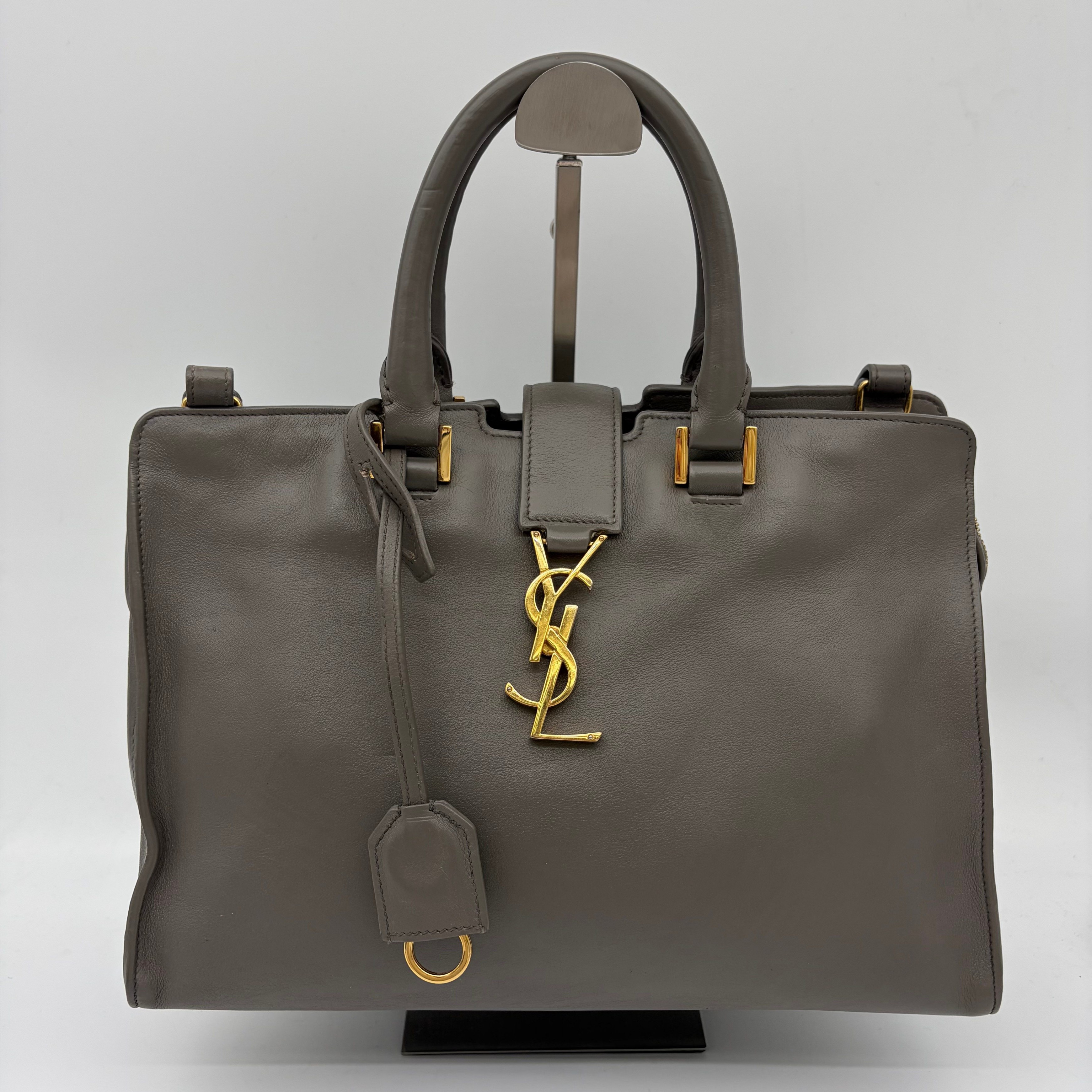 【中古】【貨物輸送無料】サンローラン SAINT LAURENT ベイビーカバス 2way ハンドバック ショルダーバッグ YSLロゴタイプ レディース なめし革 薄墨色 定め事品 国内送りとどける ヴィンテージ