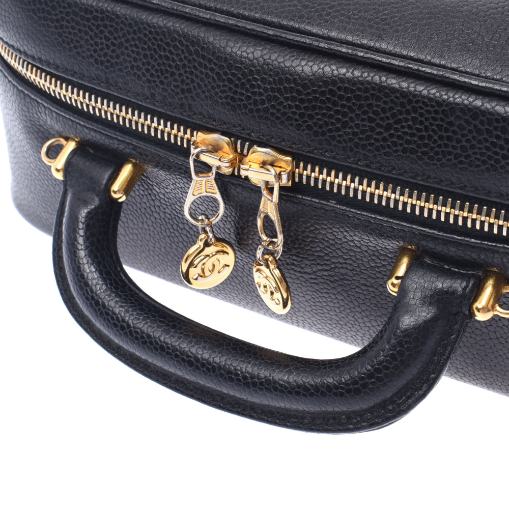 Chanel シャネル 2wayバニティカバン 胡麻の蠅 ゴールド金具 レディース キャビア皮膜 ハンドバック B階段 中古 銀蔵 送料無料 シャネル 2wayバニティバッグ 黒 ゴールド金具 レディース キャビアスキン ハンドバッグ Bランク Chanel 中古 銀蔵 Damienrice Com