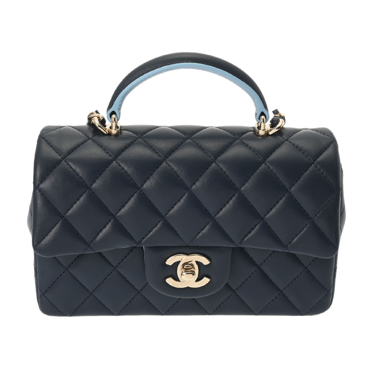 シャネル ブラック 美品 40サイズとCHANELホワイトコートの2点おまとめ シャネル ブラック 美品 40サイズとCHANELホワイトコートの2点お