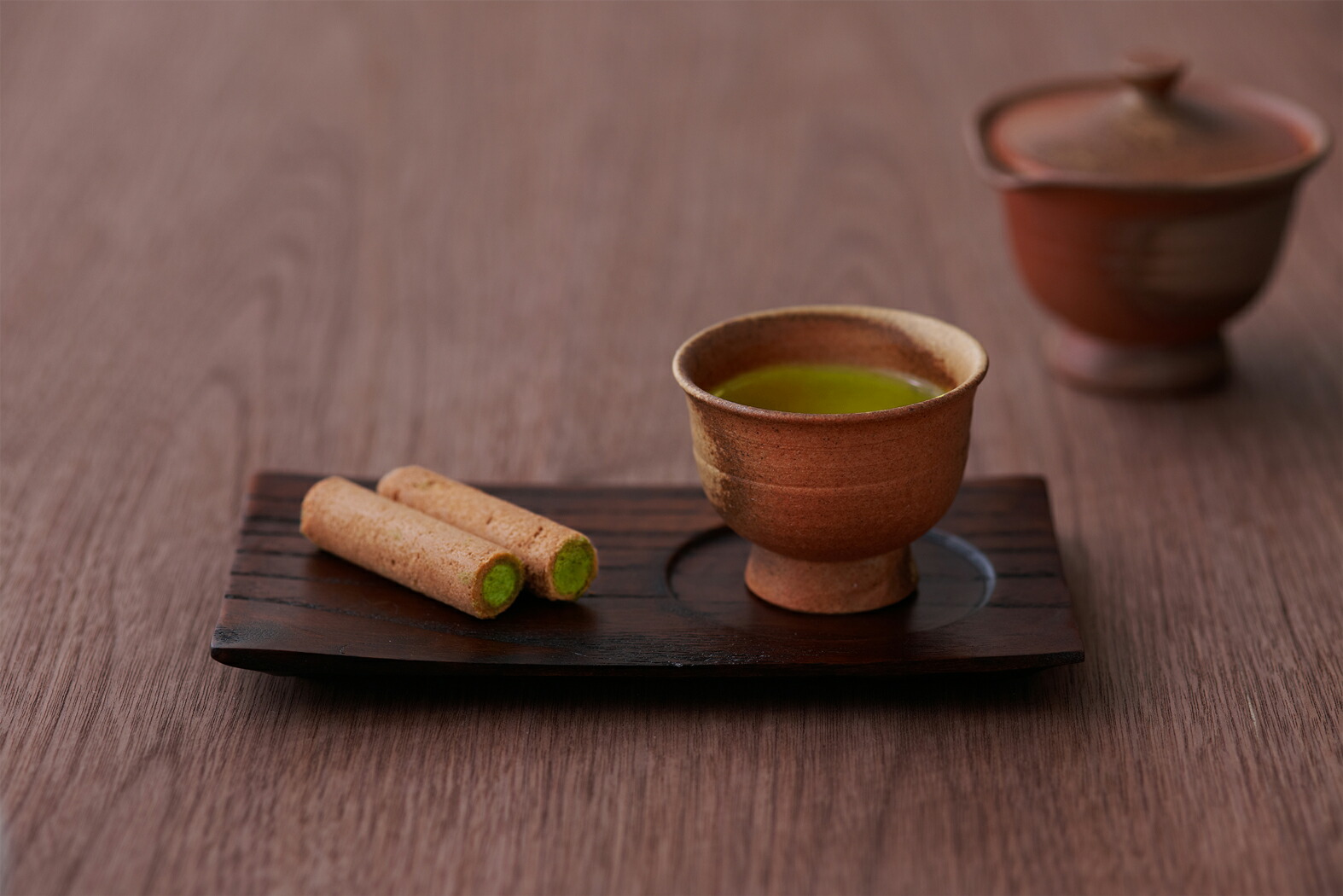 配送員設置送料無料 京都 宇治茶 つじりの里 15本 お菓子 お茶 抹茶 高級 出産 贈り物 内祝い お返し お祝 スイーツ お取り寄せ おしゃれ  和風 職場 和菓子 ギフト お供え 粗供養 香典返し 御供 祇園辻利 母の日 母の日ギフト 母の日プレゼント 母の日スイーツ