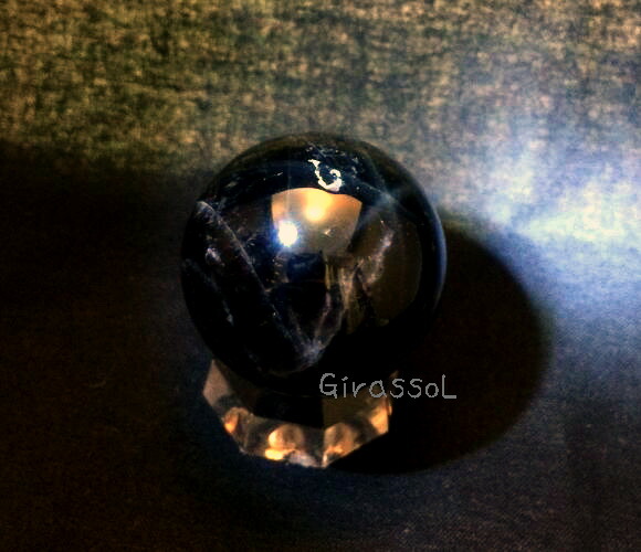 楽天市場】モリオン(黒水晶) 丸玉 台座付き 直径 約30mm〜34mm : SP