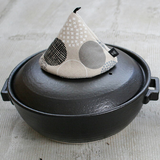 330円 世界の人気ブランド Ne アンドエヌイー 大きな三角鍋つかみ 鍋つかみ おしゃれ 北欧 布 日本製 ミトン 柄 土鍋 スキレット シンプル