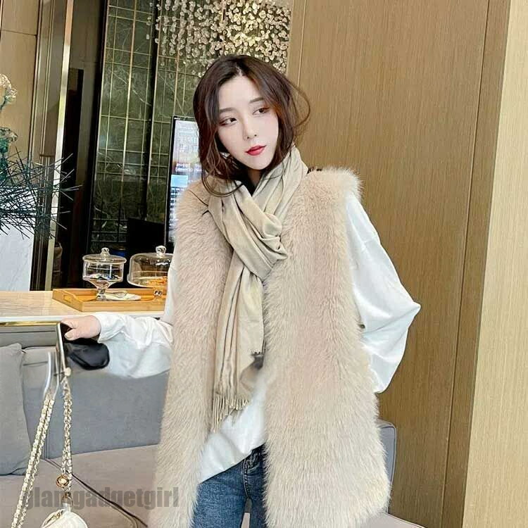 新生活応援 冬必須のアイテム! ファーベスト フェイクファー ベスト ジレ レディース アウター ファーコート ロング ロングベスト もこもこ 大きいサイズ 体型カバー 上品 ファージャケット ノースリーブ コーディガン 秋冬 羽織 プレゼント