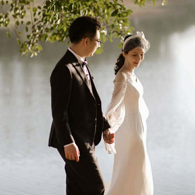 あり 花嫁 ウエディングドレス 二次会ドレス 結婚式 格安 ウエディングドレス 披露宴 結婚式 イベント 演奏会 発表会 フォーマルドレス白 オシャレ 高級感 海外挙式 ウエディングドレス二次会 花嫁 ドレス チュールスカート チューブトップ Vネック Aライン|グラムガジェットガール