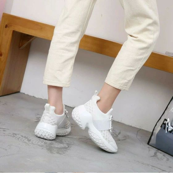 ホワイト メッシュ フラットシューズ 楽天市場】スニーカー メッシュ レディース 厚底 スニーカー