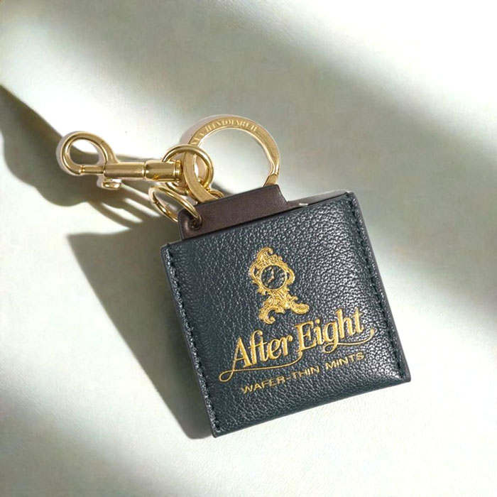Anya Hindmarch◇アイズスタッズタッセルチャーム◇キーホルダー
