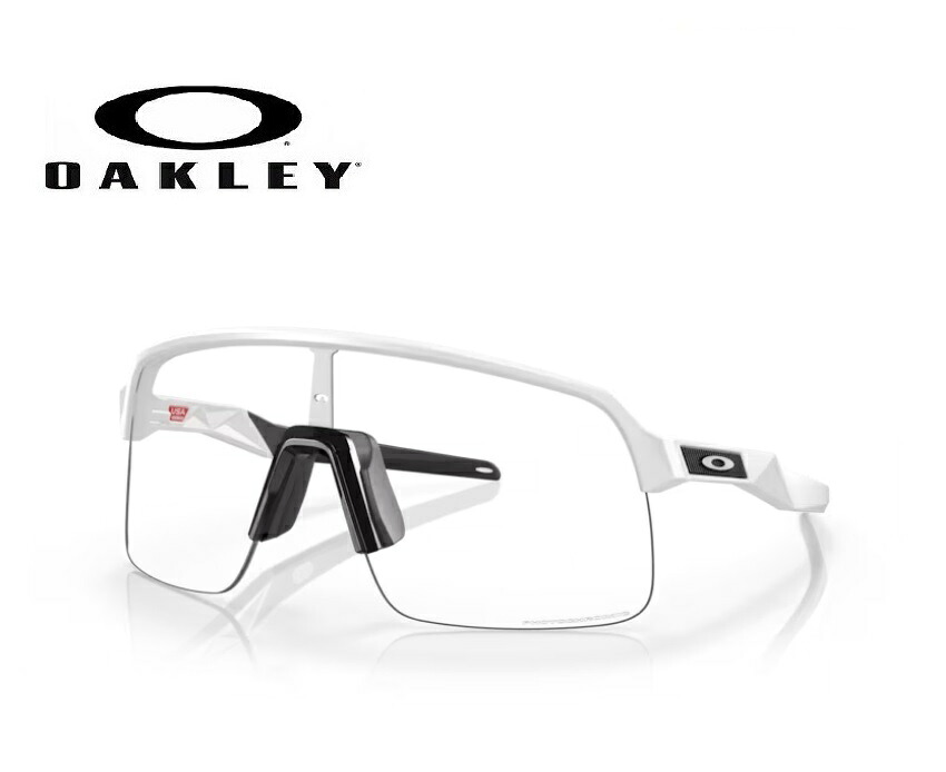 国内正規商品 OAKLEY / オークリー サングラス SUTRO LITE (A) / スートロ ライト (A) フレームカラー マット ホワイト レンズカラー クリア ブラック イリジウム フォトクロミック 調光レンズ 可視光線透過率23%～69% 「ドライタイプめがね拭き付属」品番 OO9463A-1939