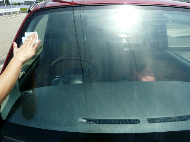 楽天市場 車の雨 豪雨 雪対策 ウィンドウケア ガラス撥水コーティング クイックビュークリア 簡単 手軽に強力なガラス撥水 を実現 ハイブリッドナノガラス楽天市場店