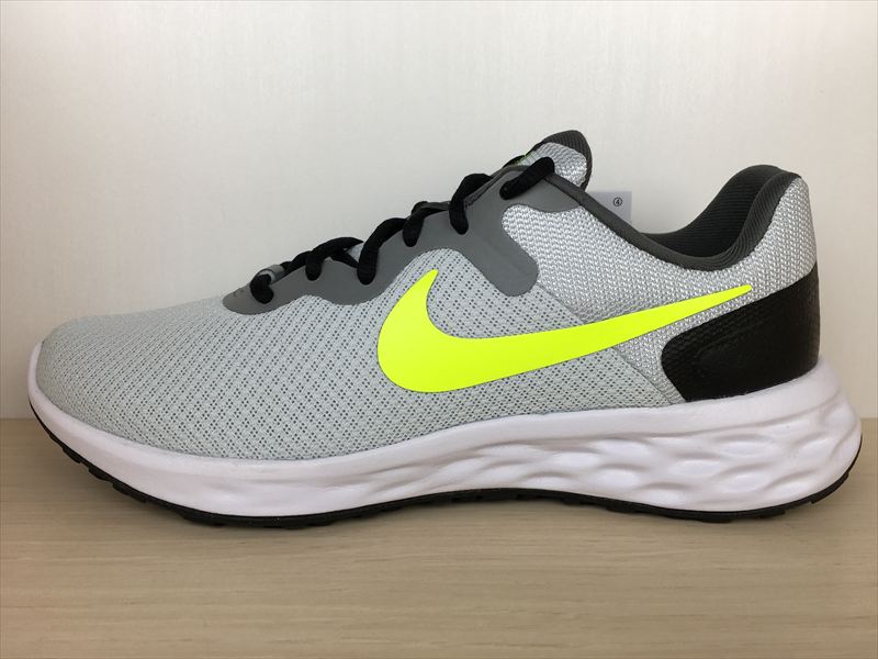 NIKE(ナイキ)DR9882-001(2210)REVOLUTION 6 NN(大変革6 NN)スニーカー