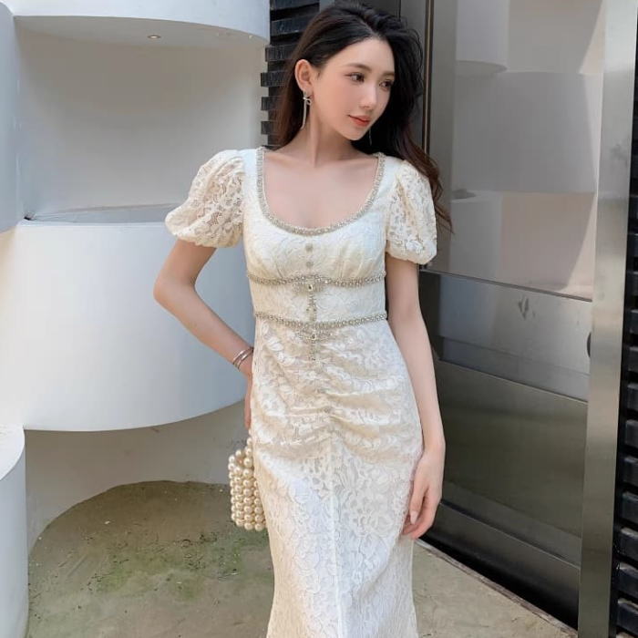 大人気?上品ドットフリルロングワンピース　新品　韓国　夏服　半袖　ホワイトx 楽天市場】ワンピース Vネック ドット柄 フリル リボン