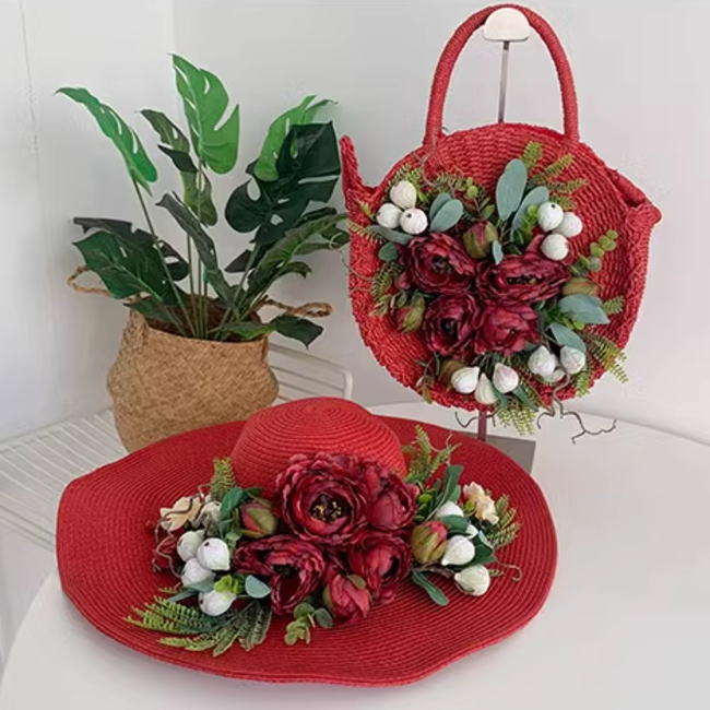 かごバッグ 麦わら帽子 セット レッド 赤 フラワー 花 薔薇 バラ お花 カゴバッグ 夏バッグ カゴバック かごバック 軽量 おしゃれ 上品 大人かわいい バッグ 斜め掛け 帽子 ストローハット ハット レディース 籠 バッグ 人と被らない 他と被らない