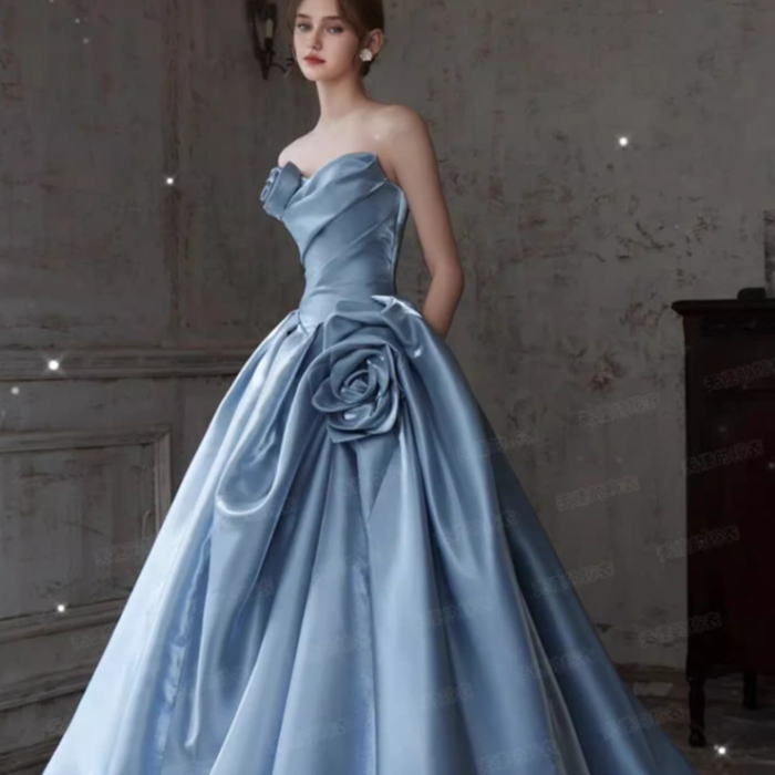 Mac Duggal☆ストラップレス 装飾 サテンボール ガウン Mac Duggal☆ストラップレス 装飾 サテンボール ガウン
