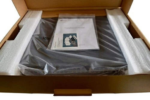 新品【東京発★適格請求書★代引可】TL3452P TP 52-PORT GIGABIT MANARED SWITCH 48-PORT 4 SFP POE+# 【6ヶ月保証】|Global Halal Japan