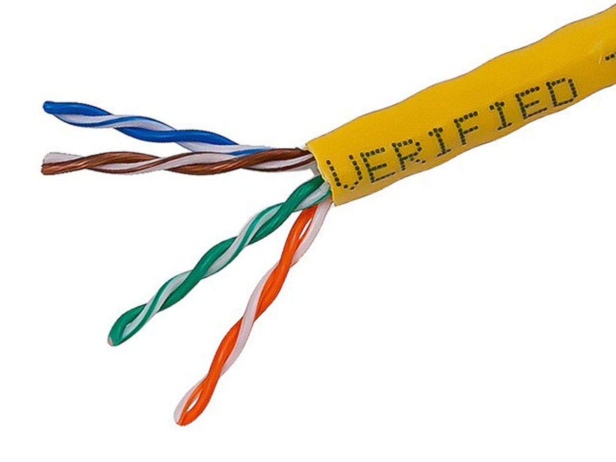 Monoprice 約305m (1000フィート) 24AWG Cat5e 350MHz UTP より線、インウォール定格 (CMR)、バルク イーサネット 裸銅線 ケーブル - イエロー|global研究所