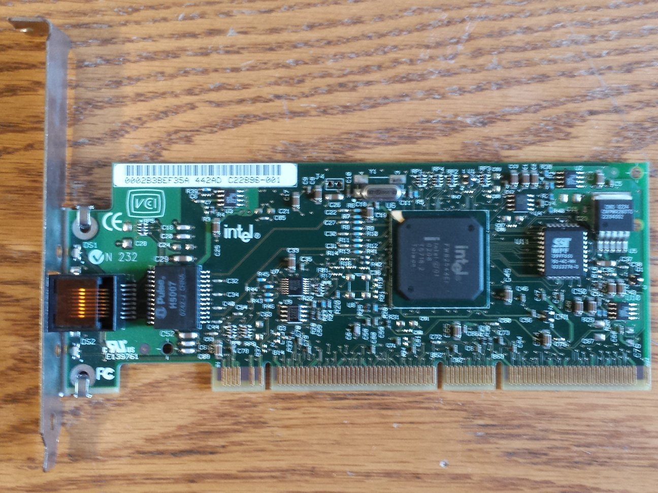 Intel Pro/1000 XT PCI サーバーアダプター イーサネットネットワークカード A73400-002｜global研究所