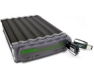BUSlink CipherShield FIPS 140-2 256ビット AES USB 3.0/USB 2.0/eSATA/Firewire 800/Firewire 400 ハードウェア 暗号化 Penta 外付けデスクトップ ハードドライブ Mac用 (2TB)