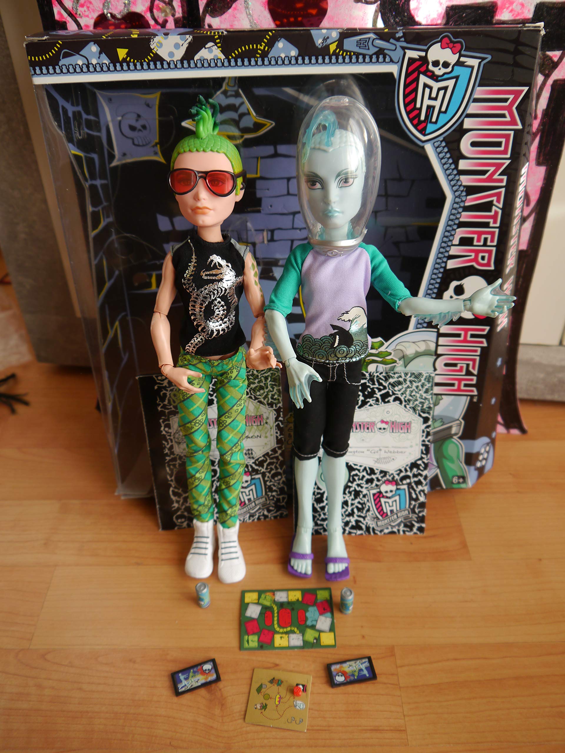 Monster High モンスターハイ MANSTER 2-Pack - Deuce Gorgon & Gillington Gil Webber Doll 人形 ドール 【並行輸入】|global研究所