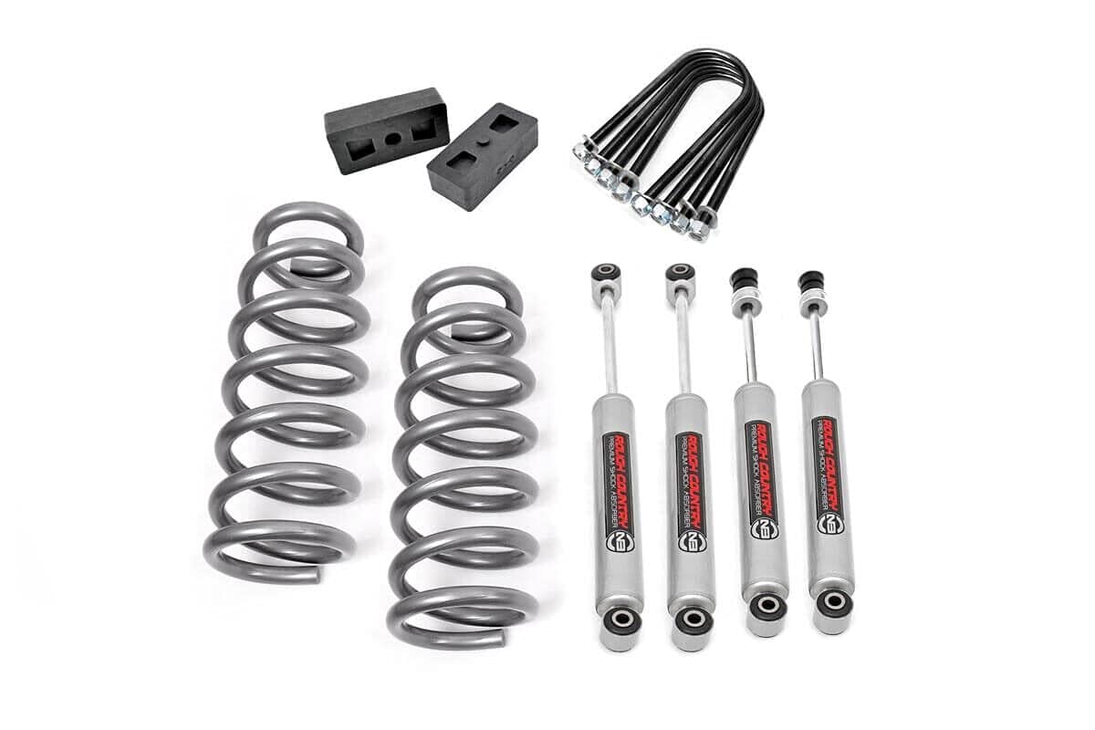 Rough Country 3インチリフトキット (適合) 2002-2005 RAM Truck 1500 w/ N3 Shocks サスペンションシステム 36630