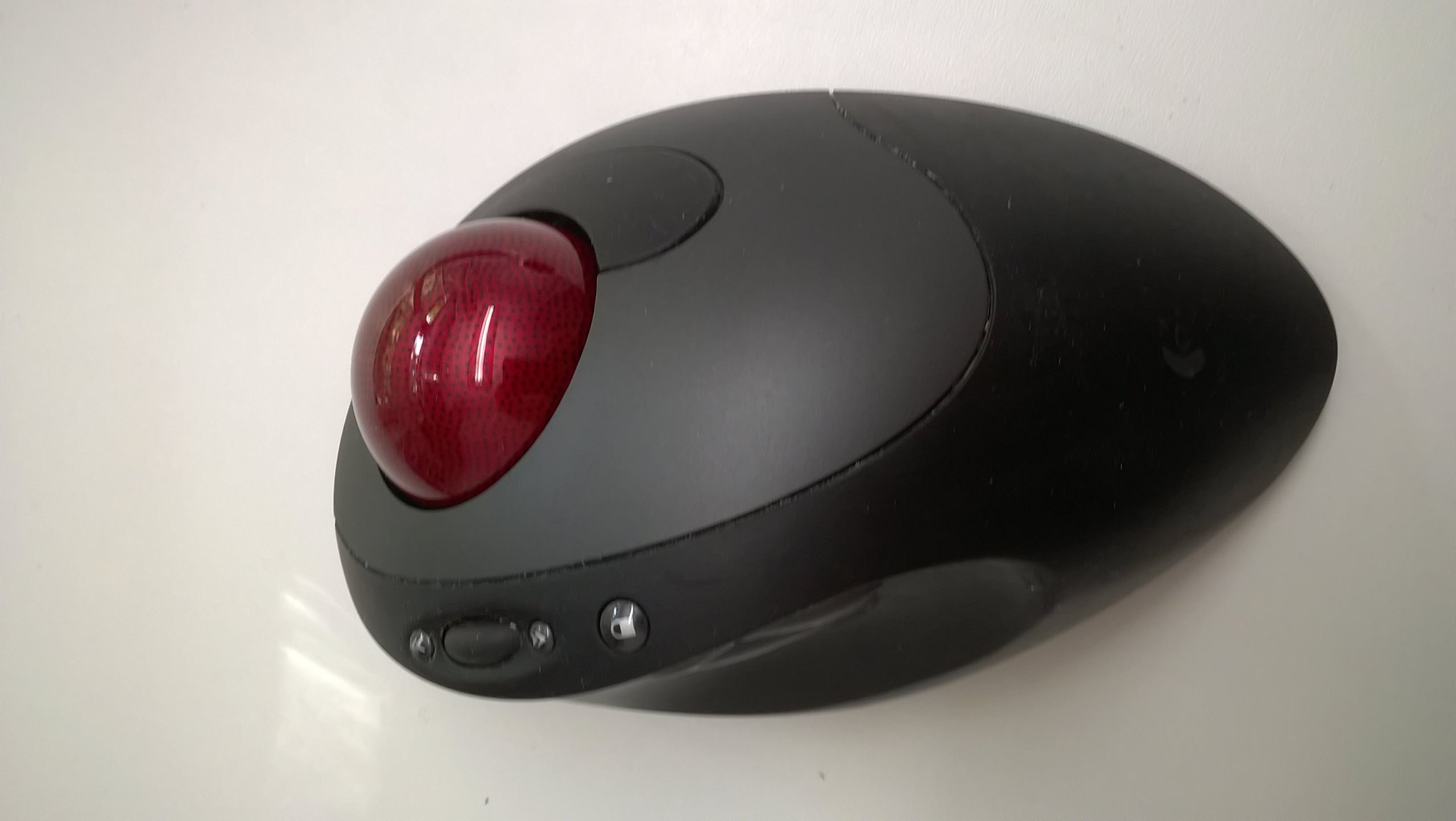 Logitech コードレス トラックマン 光学トラックボール