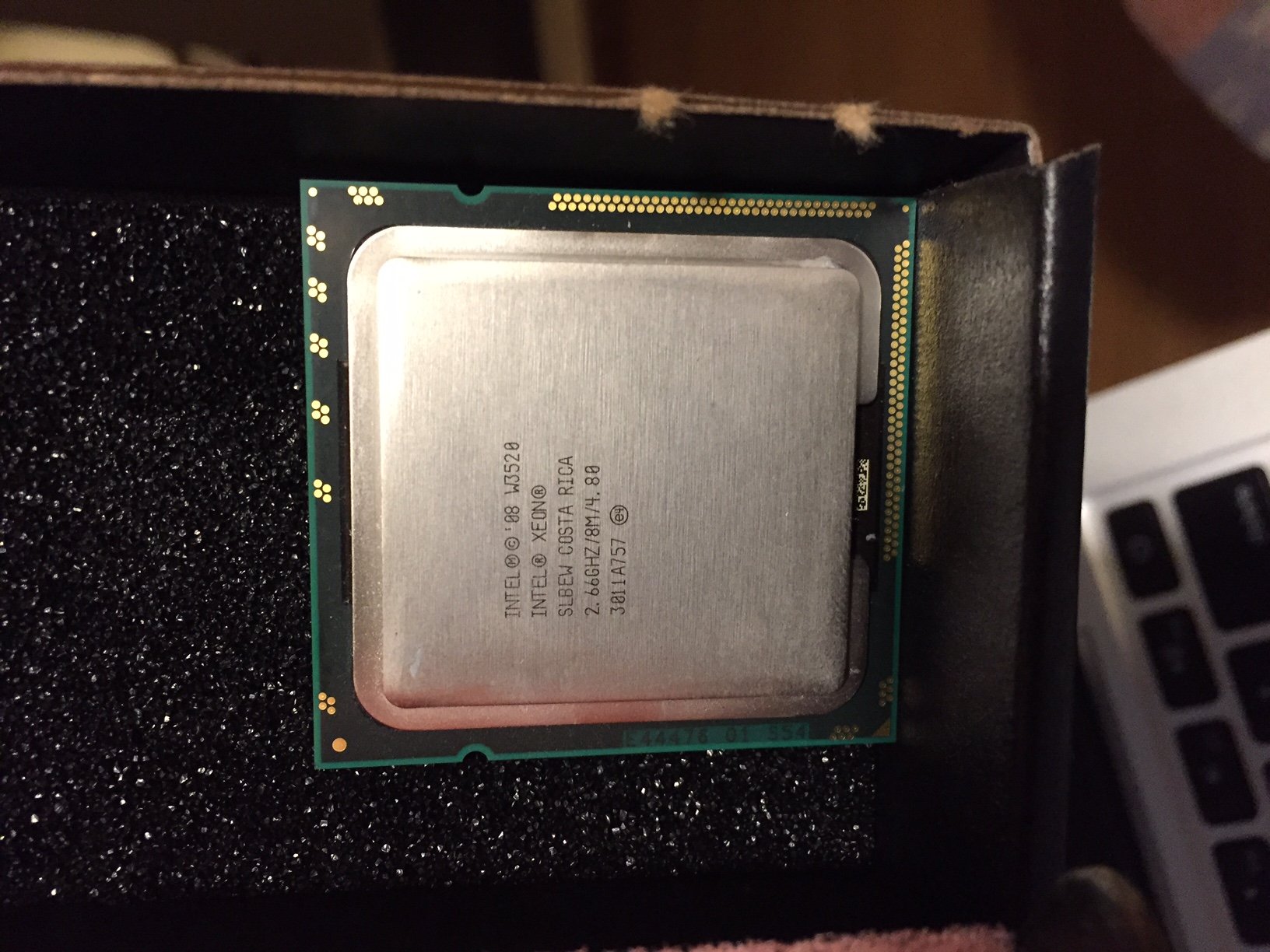 Intel Xeon W3520 2.66GHz BX80601W3520