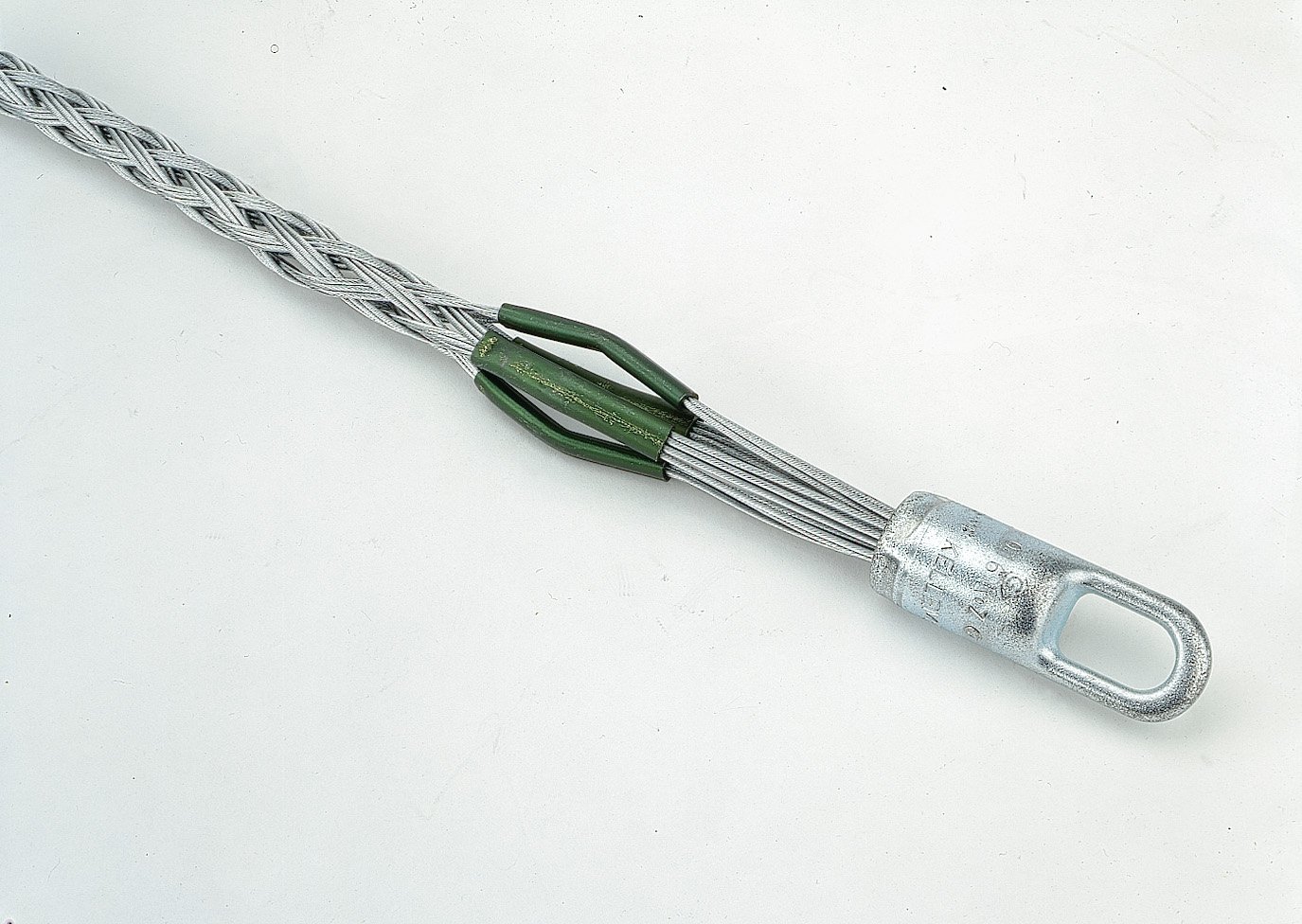 Greenlee 30482 Multiple Strength Basket-Type Pulling Grip 6120-Pound Pulling Capacity by Greenlee｜global研究所 87,716円