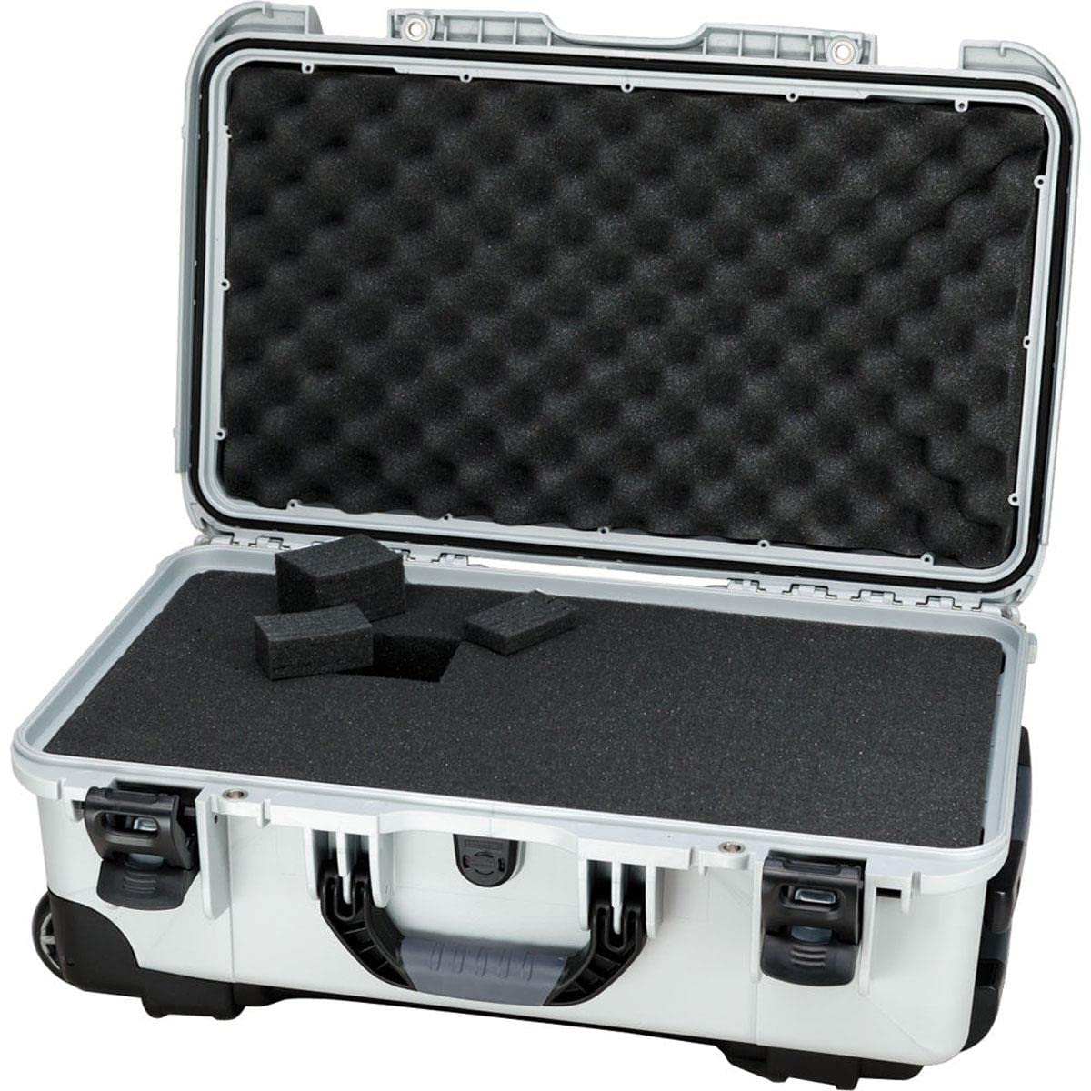 Nanuk 935 Silver キューブスポンジ付き|global研究所