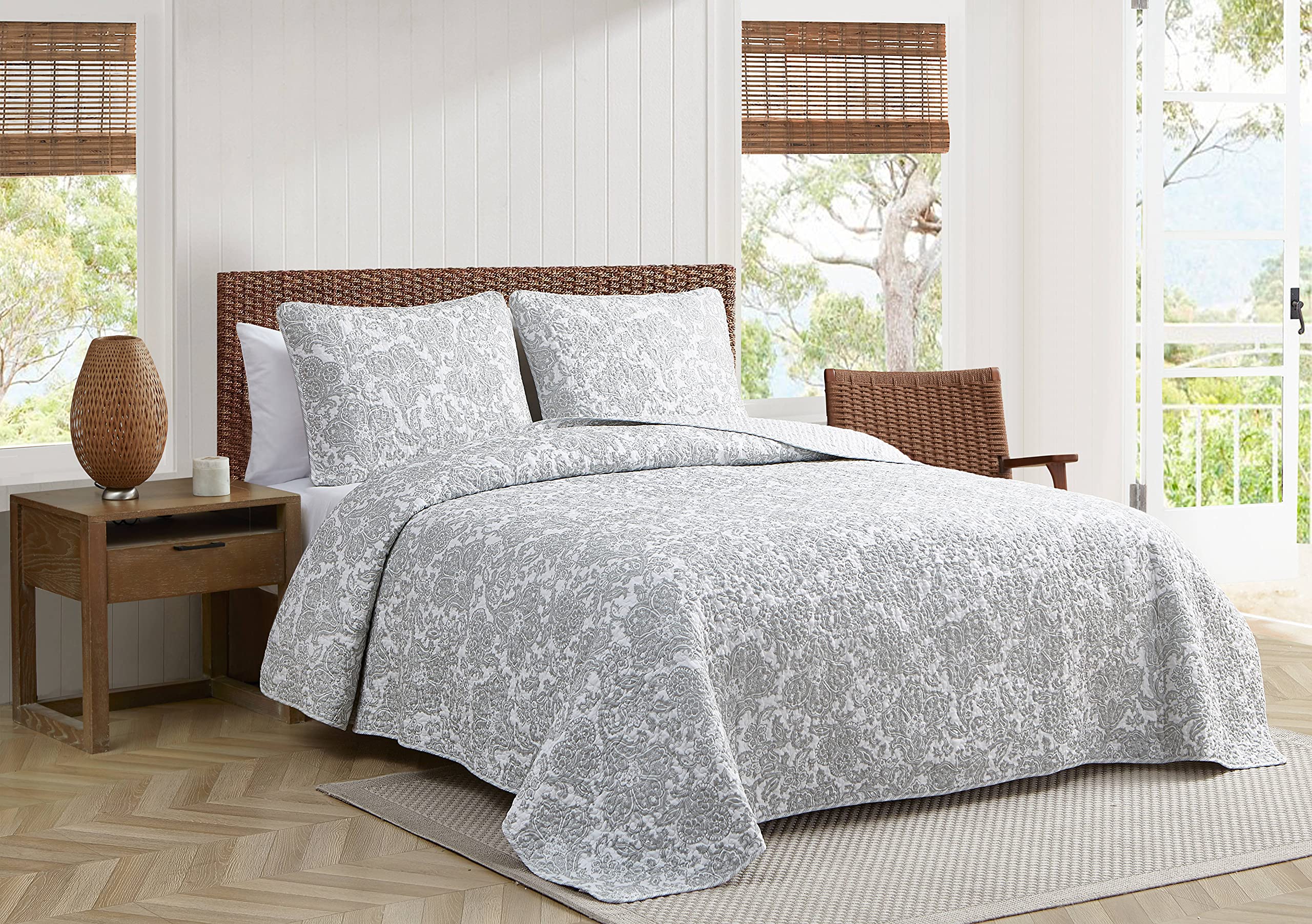 Tommy Bahama Island Memory Grey Quilt Set King Pelican Grey