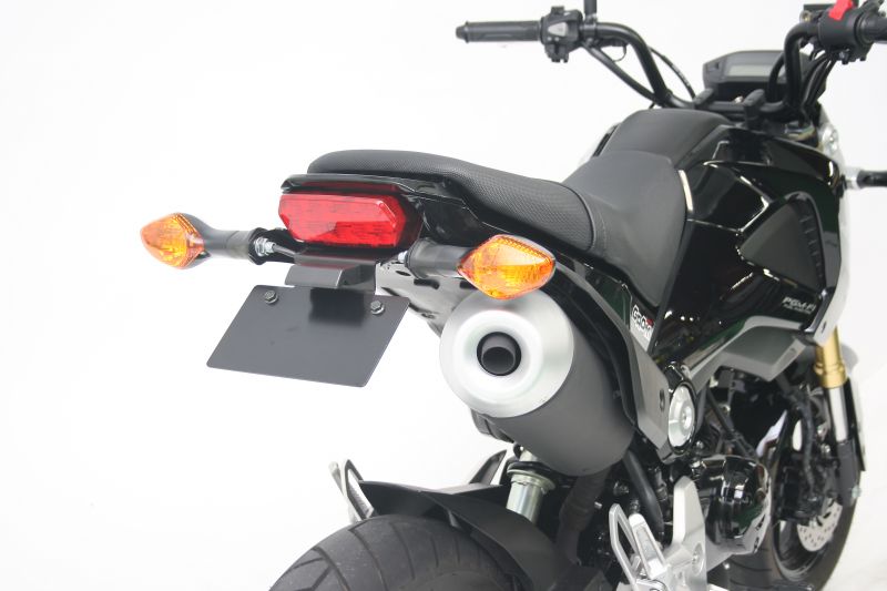 7906円 【希少！！】 フェンダーレスキット ブラック LEDナンバー灯付き リフレクター別売仕様 1151080 GROM