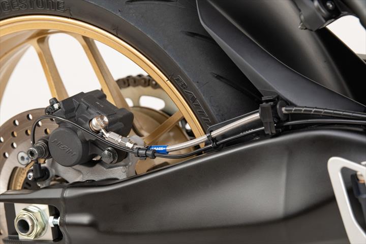 【SWAGE-LINE PRO】 【4550255788360】 SAP376R Swage-PRO Rホースキット R＆B／クリア XSR900 22