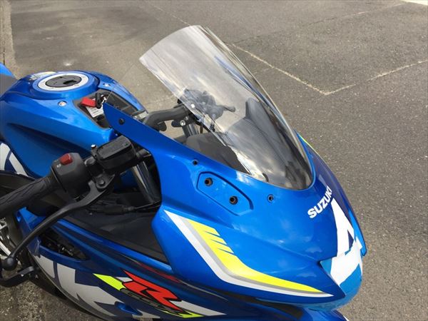 アクリポイント 【4580423291583】品番:130261 SUZUKI　GSX-R125クリアスクリーン外装　シールド風防｜GLOBAL MOTO