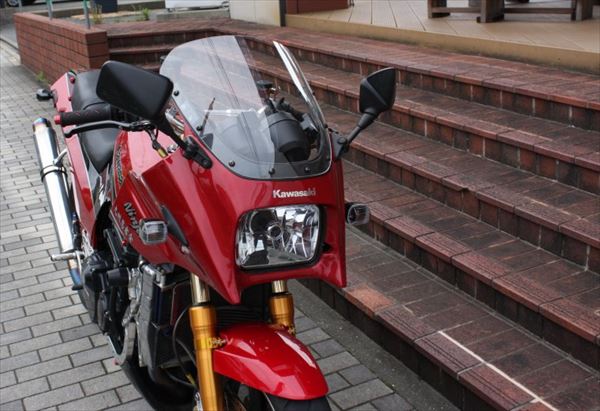 在庫あり　アクリポイント 【4580423290869】品番140181 Kawasaki　GPZ900Rクリアスクリーン 外装　シールド風防