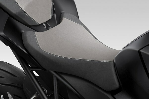 ホンダ(HONDA) 【取付セット一式】 CB1000 HORNET SC86 アルカンターラ(R) メインシート + ピリオンシート 08R72-MLL-D00 + 08R73-MLL-D00 アクセサリー パーツ バイク｜GLOBAL MOTO