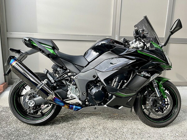 BEET(ビート) 【4582346600015】 N-Evo II(パニア) TI/BL Ninja1000SX 20-23パニアケース対応|GLOBAL MOTO